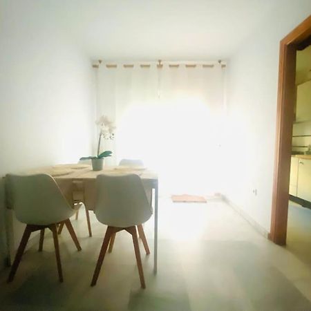 Apartamento De Dos Dormitorios En Almeria. 외부 사진