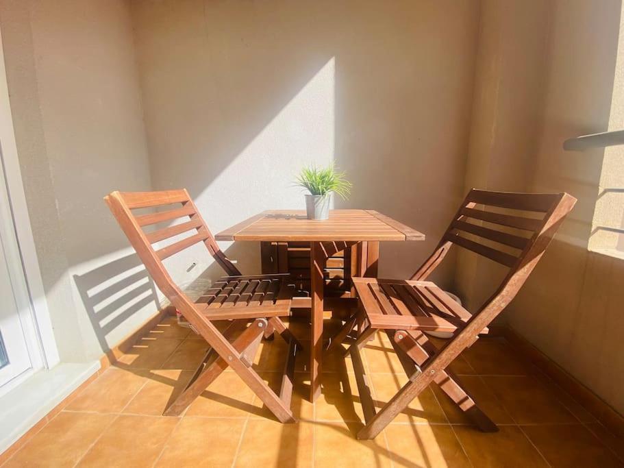 Apartamento De Dos Dormitorios En Almeria. 외부 사진