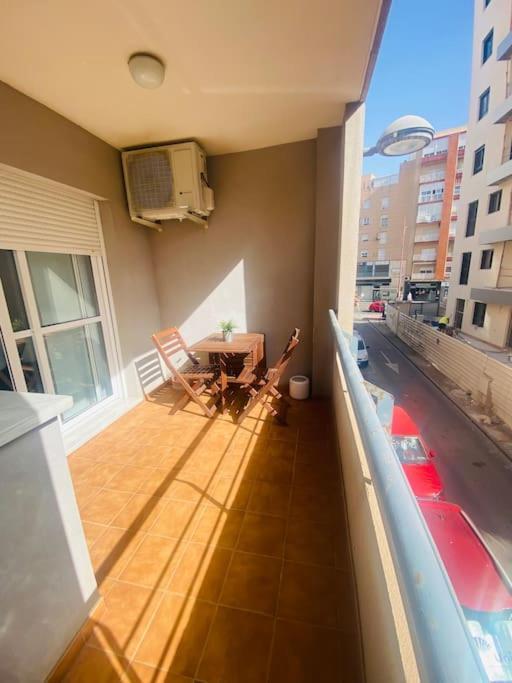 Apartamento De Dos Dormitorios En Almeria. 외부 사진